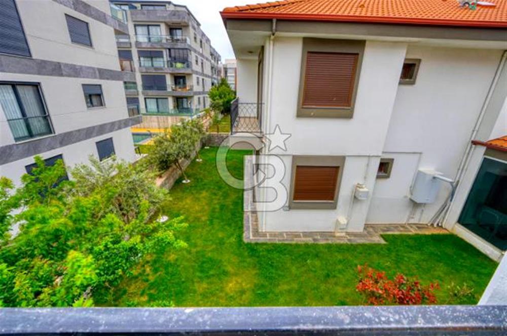 Seferihisar-Karakaya Konaklarında Satılık 5+2 Havuzlu Villa