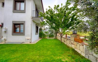 Seferihisar-Karakaya Konaklarında Satılık 5+2 Havuzlu Villa