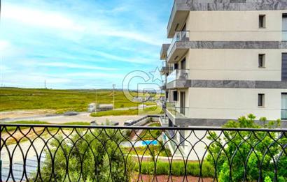 Seferihisar-Karakaya Konaklarında Satılık 5+2 Havuzlu Villa