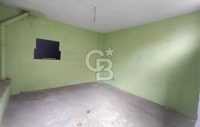 İZMİR BAYRAKLI EMEK MAHALLESİNDE 4 KATLI KOMPLE SATILIK BİNA