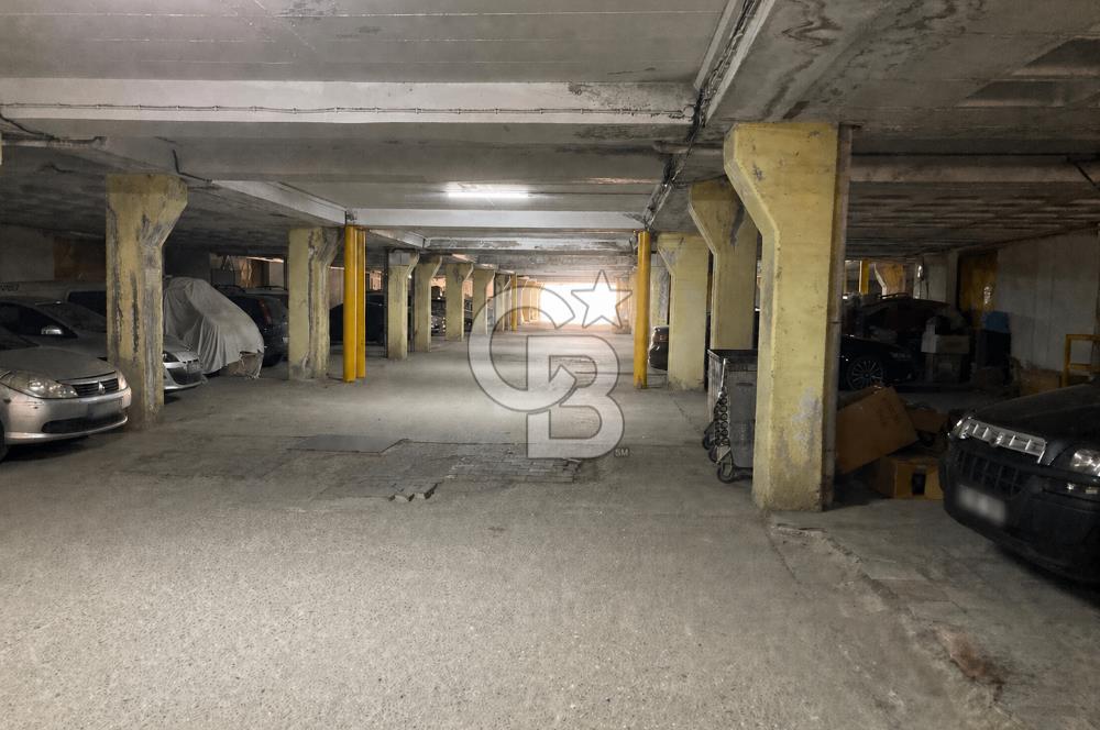 BORNOVA MTK SİTESİNDE 4 KATLI TADİLATLI KOMPLE KİRALIK BİNA