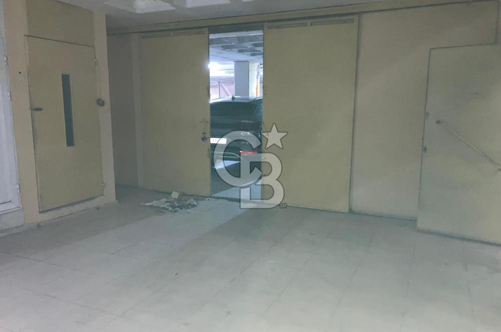 BORNOVA MTK SİTESİNDE 4 KATLI TADİLATLI KOMPLE KİRALIK BİNA