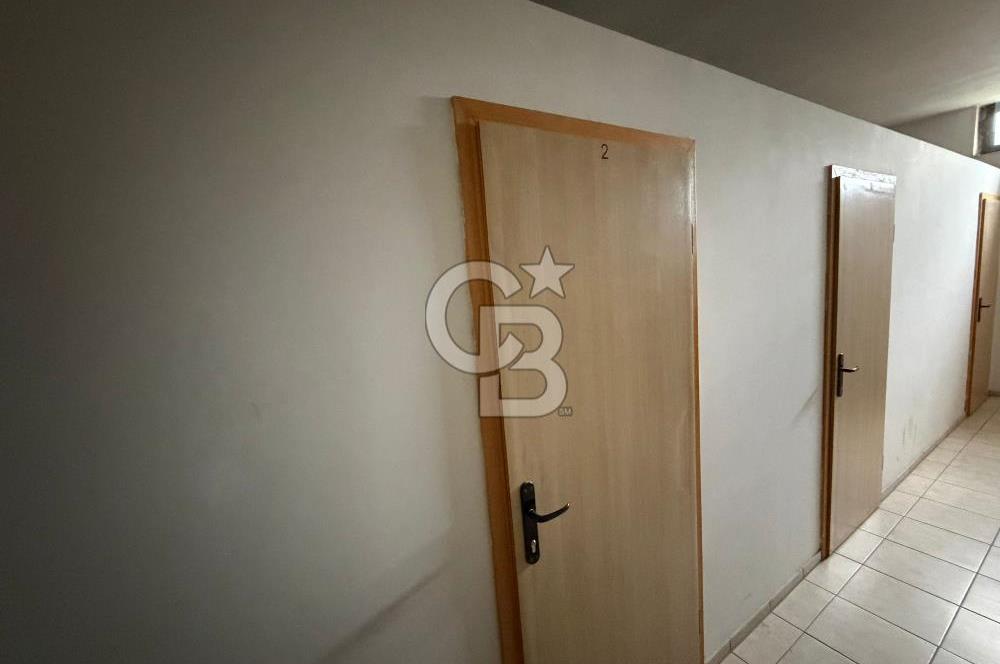 ATAŞEHİR SİTESİ GENİŞ PEYZAJLI 4+1 BOŞ DAİREMİZ OTURUMA HAZIRDIR