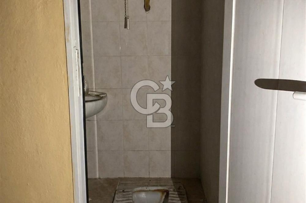 BORNOVA MTK SİTESİNDE 4 KATLI TADİLATLI KOMPLE KİRALIK BİNA
