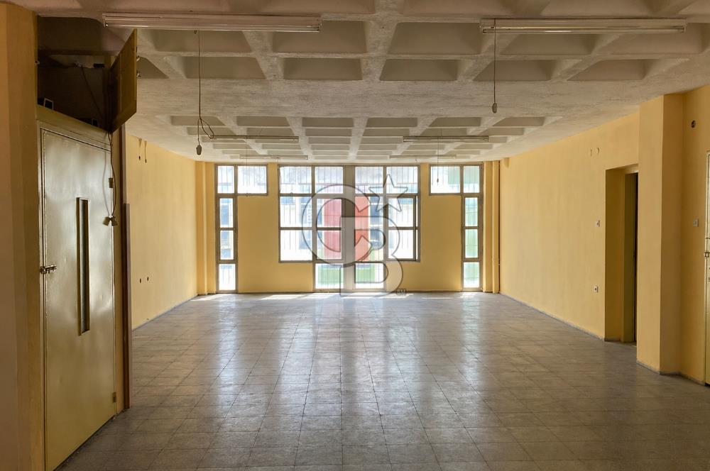 BORNOVA MTK SİTESİNDE 4 KATLI TADİLATLI KOMPLE KİRALIK BİNA
