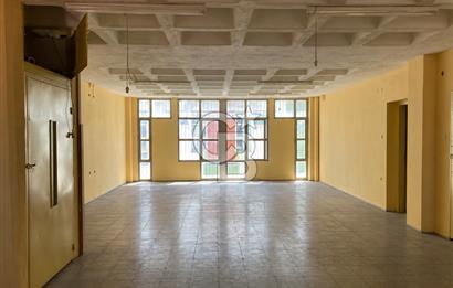BORNOVA MTK SİTESİNDE 4 KATLI TADİLATLI KOMPLE KİRALIK BİNA