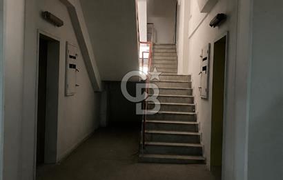 BORNOVA MTK SİTESİNDE 4 KATLI TADİLATLI KOMPLE KİRALIK BİNA