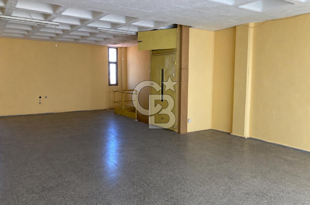 BORNOVA MTK SİTESİNDE 4 KATLI TADİLATLI KOMPLE KİRALIK BİNA