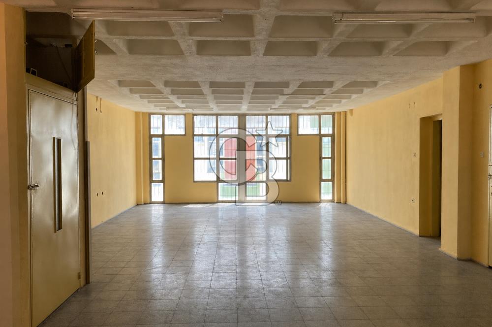 BORNOVA MTK SİTESİNDE 4 KATLI TADİLATLI KOMPLE KİRALIK BİNA