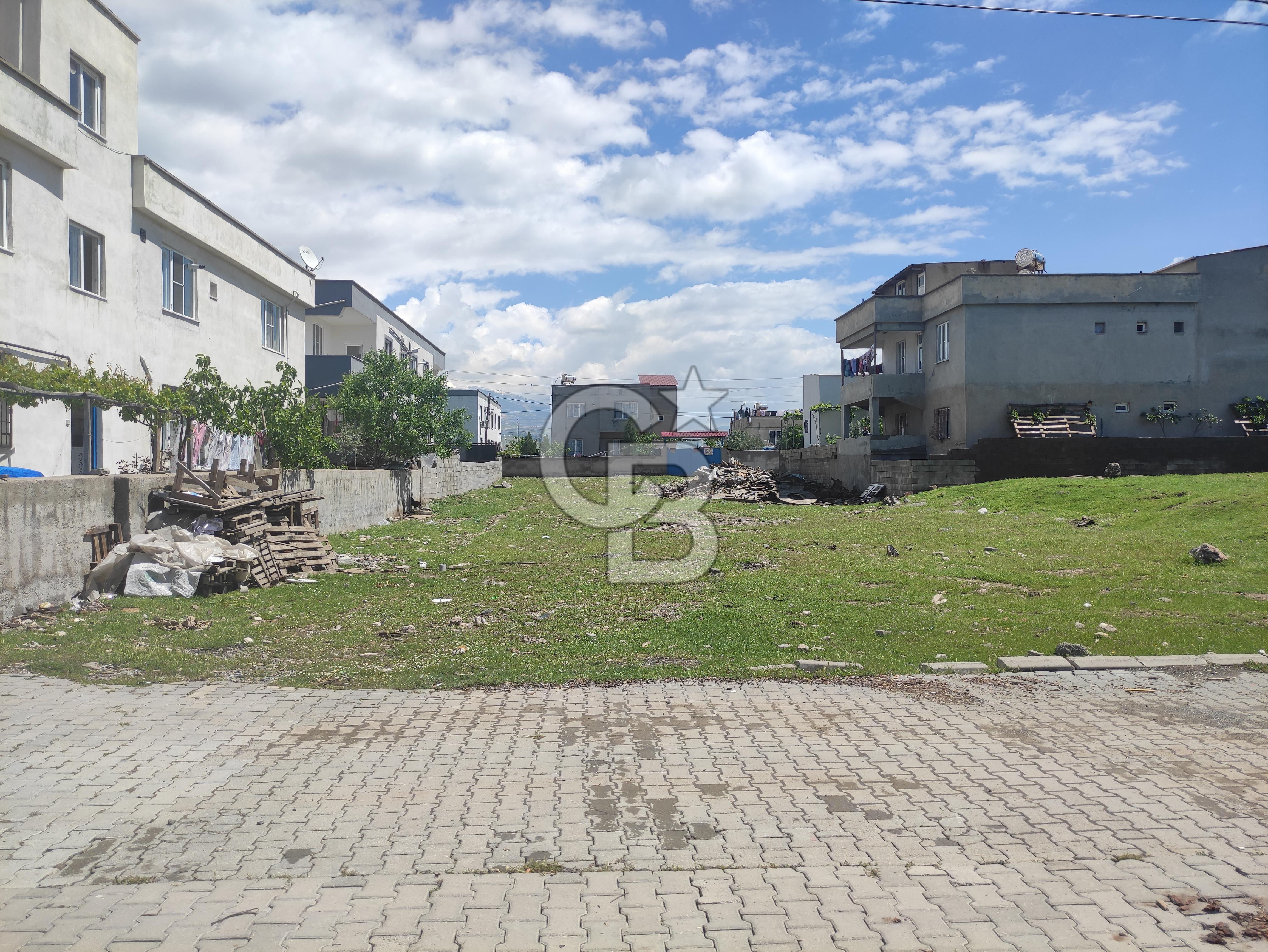 COLDWELLDEN Karaziyaretin Kalbinde, Yatırımlık & Yaşamlık Arsa
