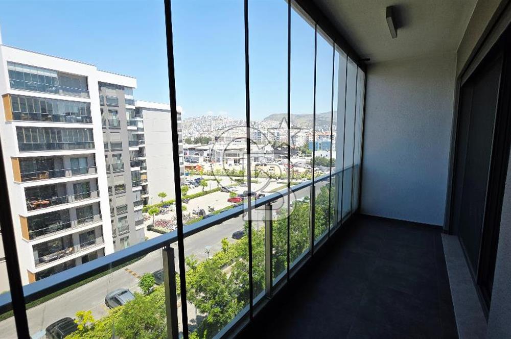 Ataşehir Modern 1 Sitesi Kiralık 1+1 Daire 