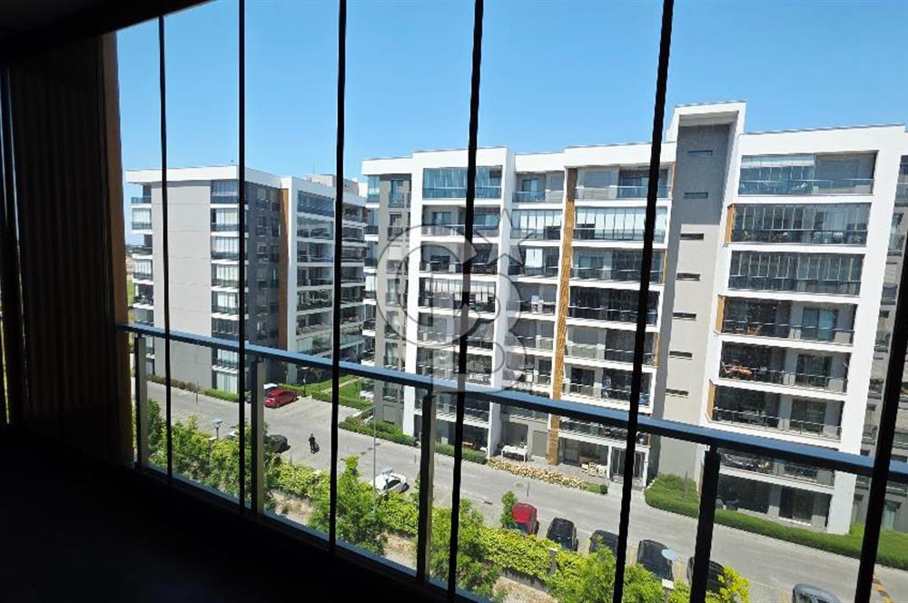 Ataşehir Modern 1 Sitesi Kiralık 1+1 Daire 