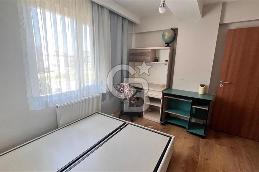 ALİAĞA SİTELER MAHALLESİ'NDE EŞYALI KİRALIK 3+1 DAİRE 