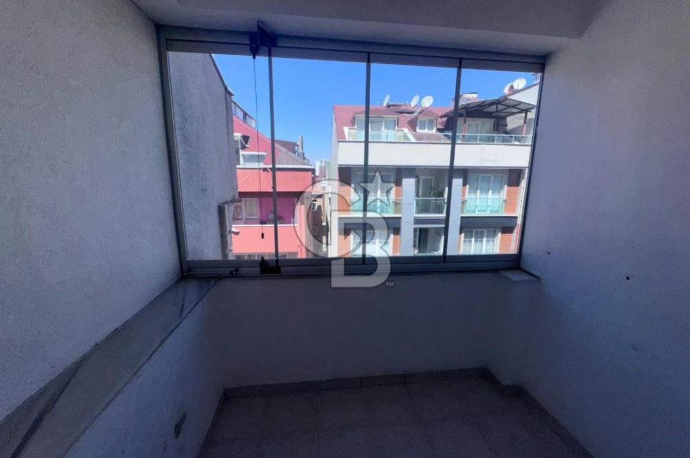 MALTEPE ZÜMRÜTEVLER MAHALLESİNDE 2+1 80 m² 3. KAT KİRALIK DAİRE