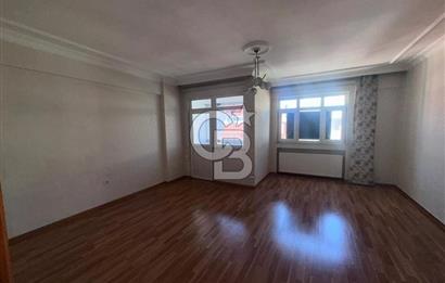 MALTEPE ZÜMRÜTEVLER MAHALLESİNDE 2+1 80 m² 3. KAT KİRALIK DAİRE