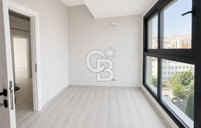 Bayraklı Manavkuyuda Satılık 3+1 Prestijli Daire