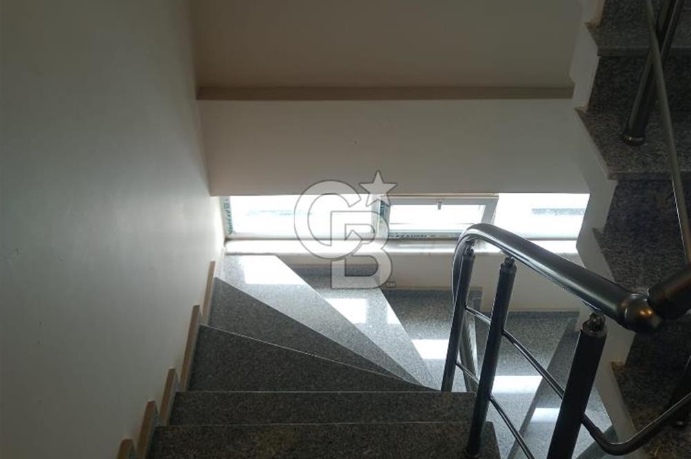 ŞERİFALİ MAHALLESİ KİRALIK FERAH VE MODERN DAİRE 
