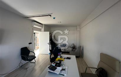 Karaali’de Rainbow AVM’de Ofis Ve Daire Kullanımına Uygun Satılık 1+1