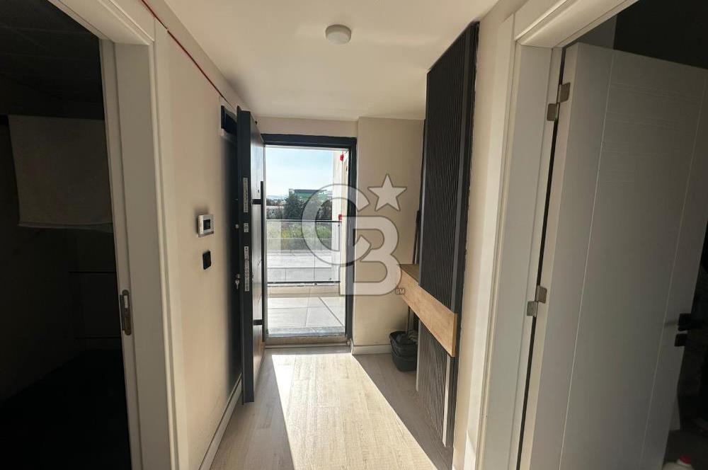 Karaali’de Rainbow AVM’de Ofis Ve Daire Kullanımına Uygun Satılık 1+1