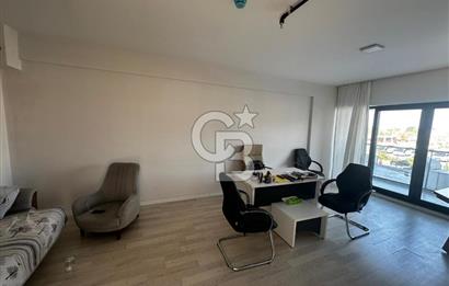 Karaali’de Rainbow AVM’de Ofis Ve Daire Kullanımına Uygun Satılık 1+1