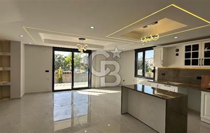 Ayvalık Altınovada Denize 250 metre 3+1 Bahçeli Satılık Villa