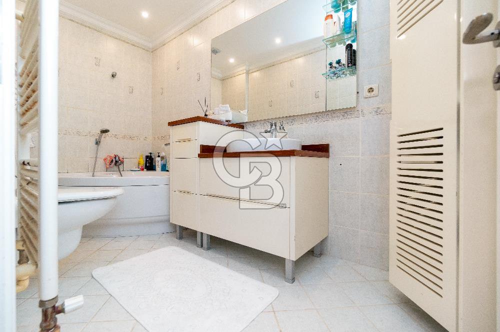Kavacık Kaptanlar Mah. Satılık Kısmi Boğaz Manzaralı 3+1 Daire