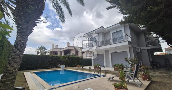 Burak Kul'dan Çeşme Alaçatı'da Tam Müstakil Dubleks Villa - 346946
