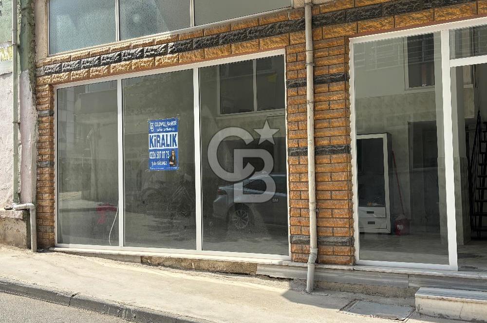 YALOVA ,Ş.ÖMER FAYDALI CADDESİ KASAP SOKAK'DA KİRALIK DÜKKAN!88M2