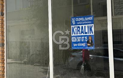 YALOVA ,Ş.ÖMER FAYDALI CADDESİ KASAP SOKAK'DA KİRALIK DÜKKAN!88M2