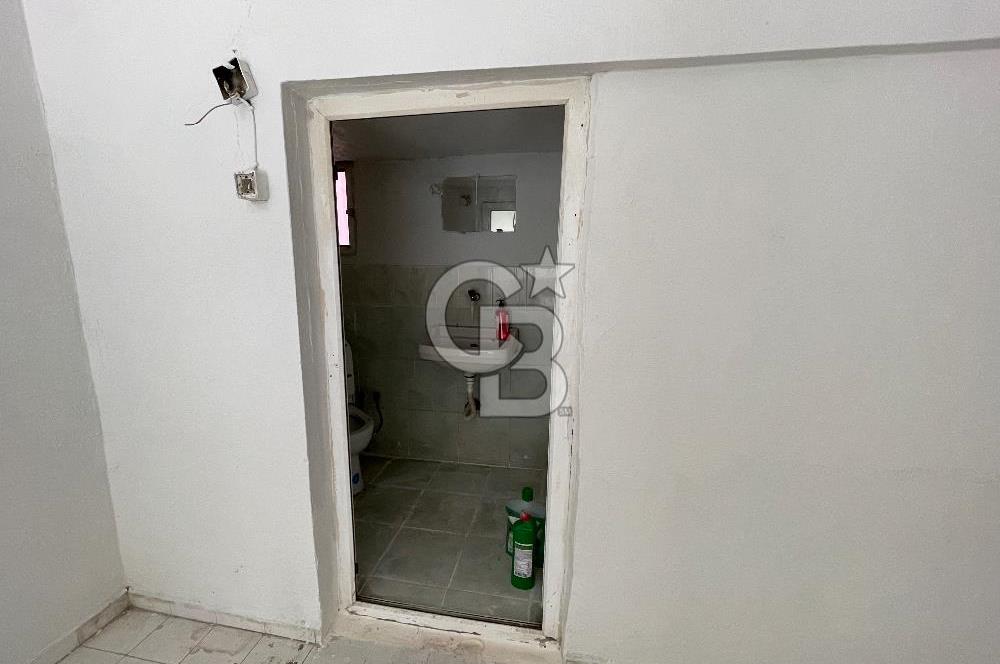 YALOVA ,Ş.ÖMER FAYDALI CADDESİ KASAP SOKAK'DA KİRALIK DÜKKAN!88M2