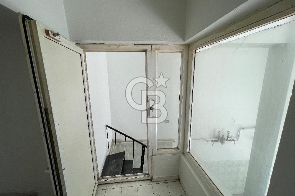 YALOVA ,Ş.ÖMER FAYDALI CADDESİ KASAP SOKAK'DA KİRALIK DÜKKAN!88M2