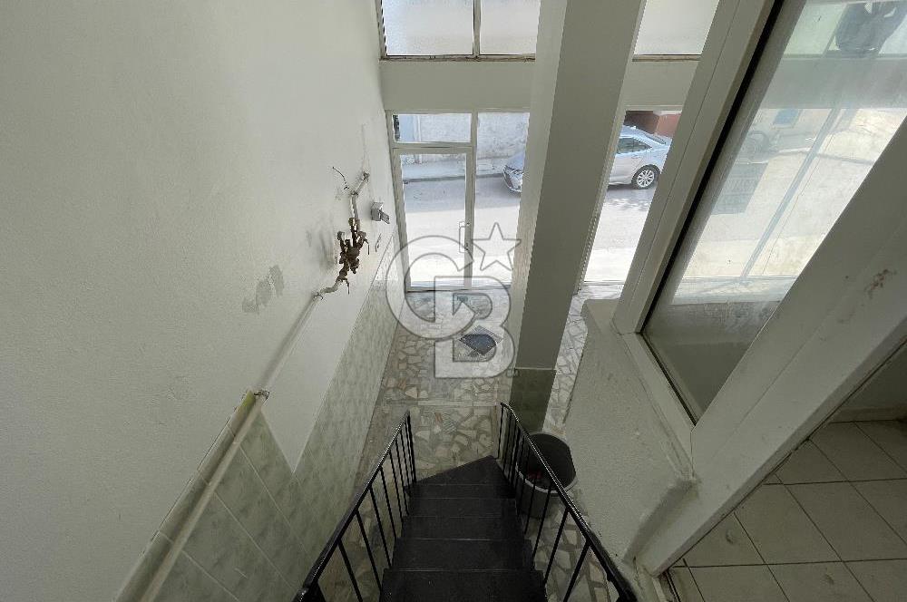 YALOVA ,Ş.ÖMER FAYDALI CADDESİ KASAP SOKAK'DA KİRALIK DÜKKAN!88M2
