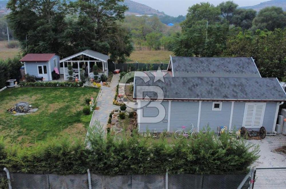 CB KiNG'DEN BÜYÜKBOSTANCI'DA ARSA İÇİ 2+1 EŞYALI SATILIK BAĞ EVİ