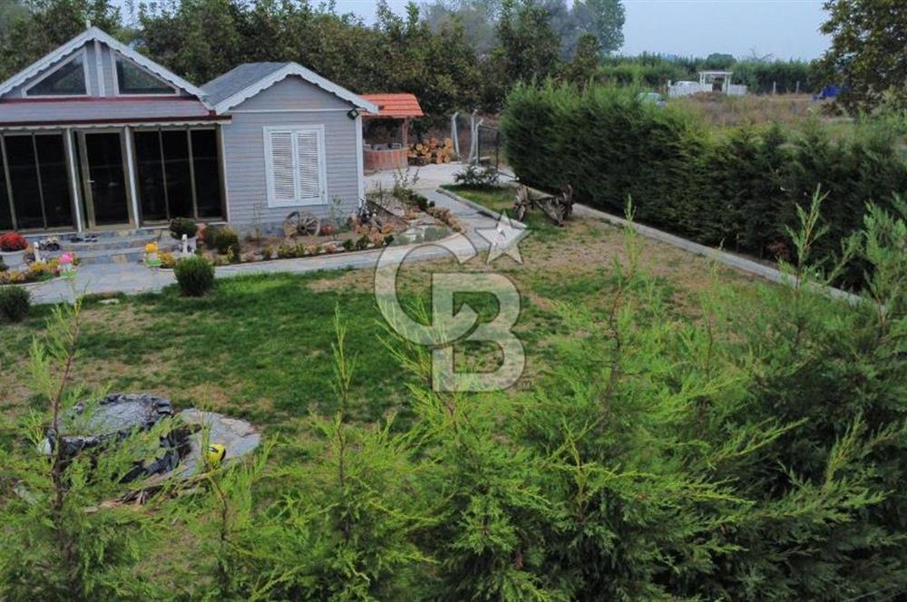 CB KiNG'DEN BÜYÜKBOSTANCI'DA ARSA İÇİ 2+1 EŞYALI SATILIK BAĞ EVİ