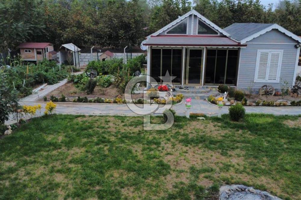CB KiNG'DEN BÜYÜKBOSTANCI'DA ARSA İÇİ 2+1 EŞYALI SATILIK BAĞ EVİ