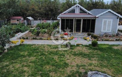 CB KiNG'DEN BÜYÜKBOSTANCI'DA ARSA İÇİ 2+1 EŞYALI SATILIK BAĞ EVİ