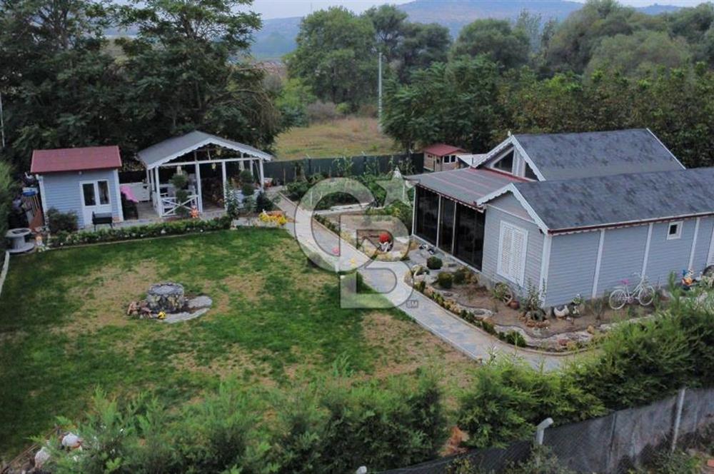CB KiNG'DEN BÜYÜKBOSTANCI'DA ARSA İÇİ 2+1 EŞYALI SATILIK BAĞ EVİ