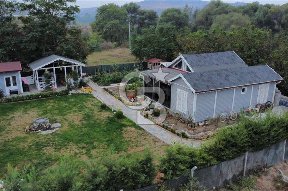 CB KiNG'DEN BÜYÜKBOSTANCI'DA ARSA İÇİ 2+1 EŞYALI SATILIK BAĞ EVİ