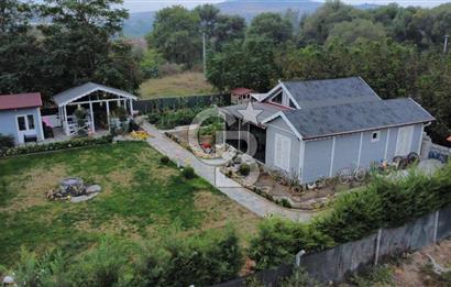 CB KiNG'DEN BÜYÜKBOSTANCI'DA ARSA İÇİ 2+1 EŞYALI SATILIK BAĞ EVİ