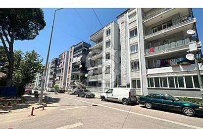 İzmir Kınık Yeni Mahallede Satılık 3+1 Doğalgazlı Daire