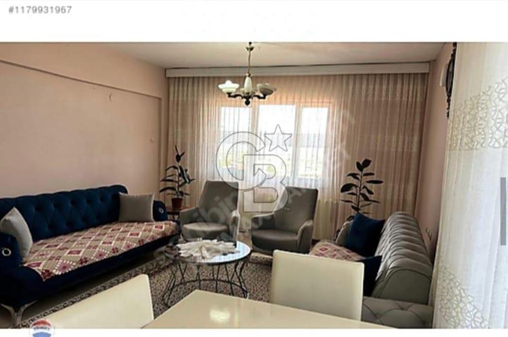 İzmir Kınık Yeni Mahallede Satılık 3+1 Doğalgazlı Daire