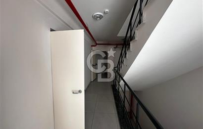 Karaali’de Rainbow AVM’de Ofis Ve Daire Kullanımına Uygun Satılık 1+1