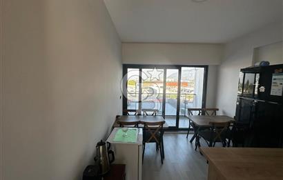 Karaali’de Rainbow AVM’de Ofis Ve Daire Kullanımına Uygun Satılık 1+1