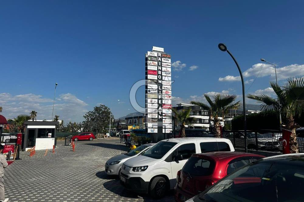 Karaali’de Rainbow AVM’de Ofis Ve Daire Kullanımına Uygun Satılık 1+1