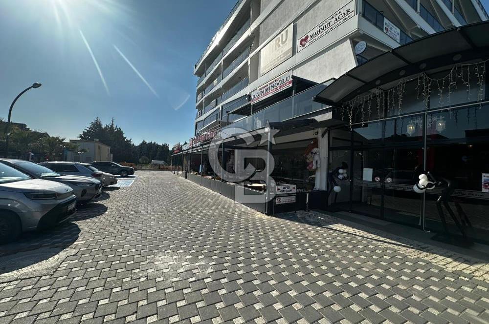 Karaali’de Rainbow AVM’de Ofis Ve Daire Kullanımına Uygun Satılık 1+1