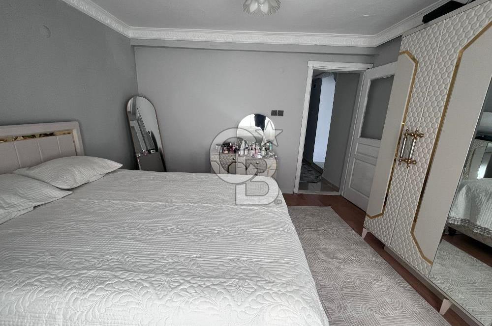 KONAK LEVENT'TE SATILIK 2 KATLI MÜSTAKİL EV