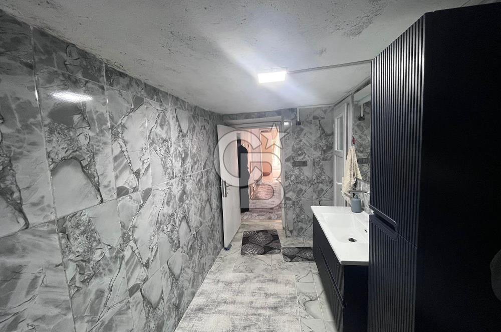 KONAK LEVENT'TE SATILIK 2 KATLI MÜSTAKİL EV