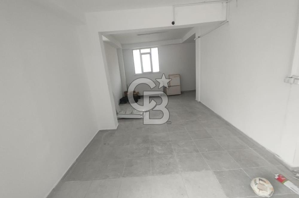 KARLIBAYIR'DA 140M² KİRALIK DÜKKAN