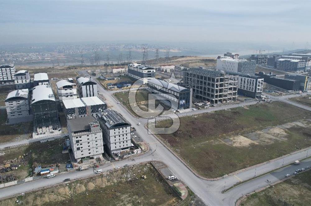 Arnavutköy Deliklikaya Satılık 4.483 M2 Sanayi İmarlı Arsa