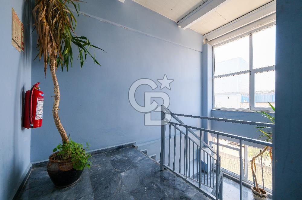 GEBZE GGOSB DA SATILIK 500 M2 İMALATHANE BİNASI